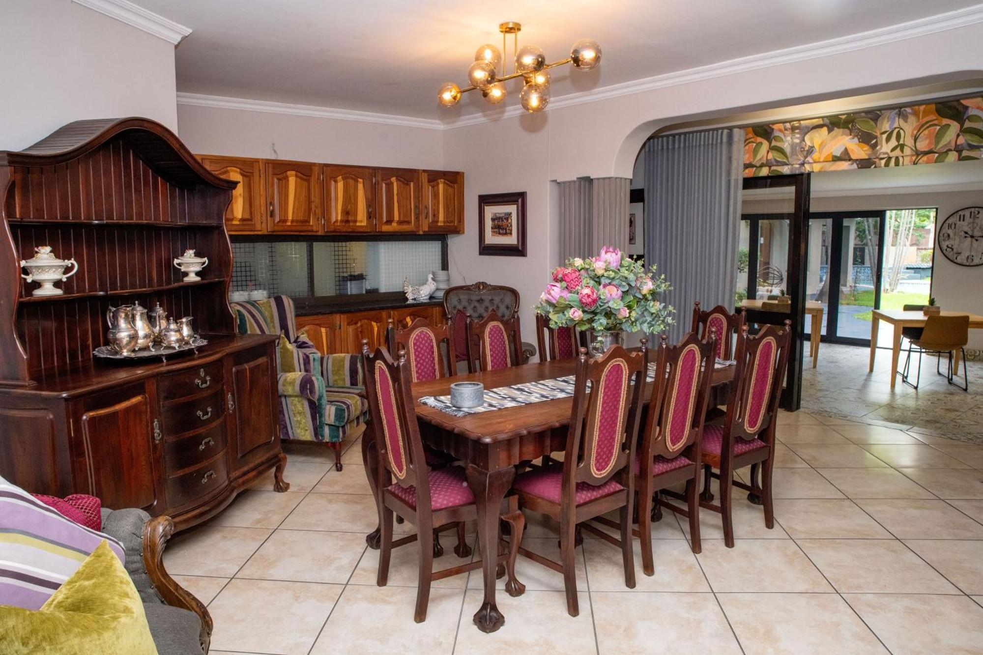 Iso'Bella Vita Guesthouse Пхалаборва Экстерьер фото