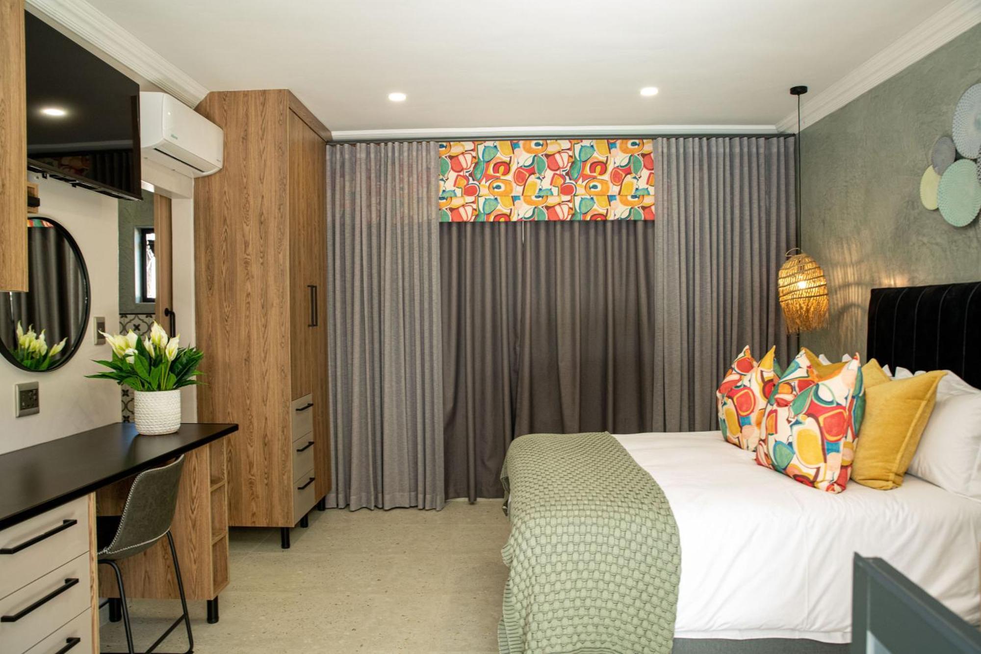 Iso'Bella Vita Guesthouse Пхалаборва Экстерьер фото